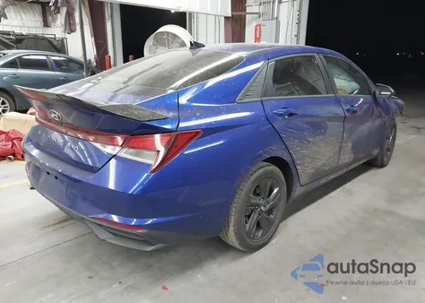 2023 Hyundai Elantra Sel z USA, uszkodzony, nr VIN 5NPLM4AG5PH103674